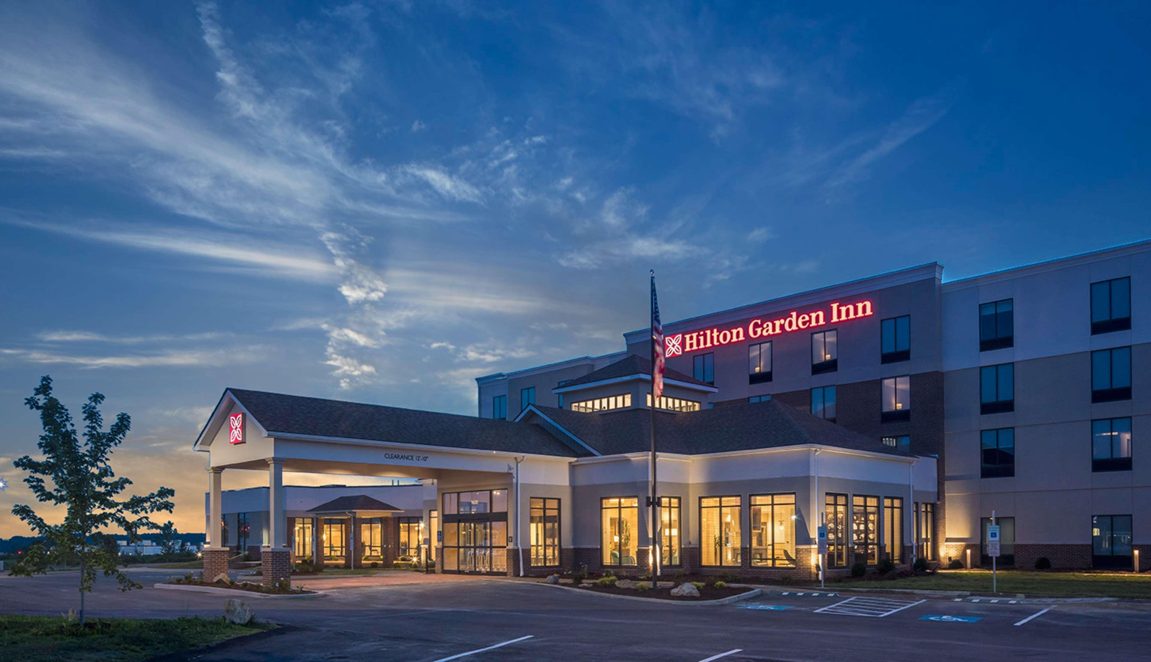 Hilton Garden Inn Pittsburgh Airport Moon Township Exterior foto