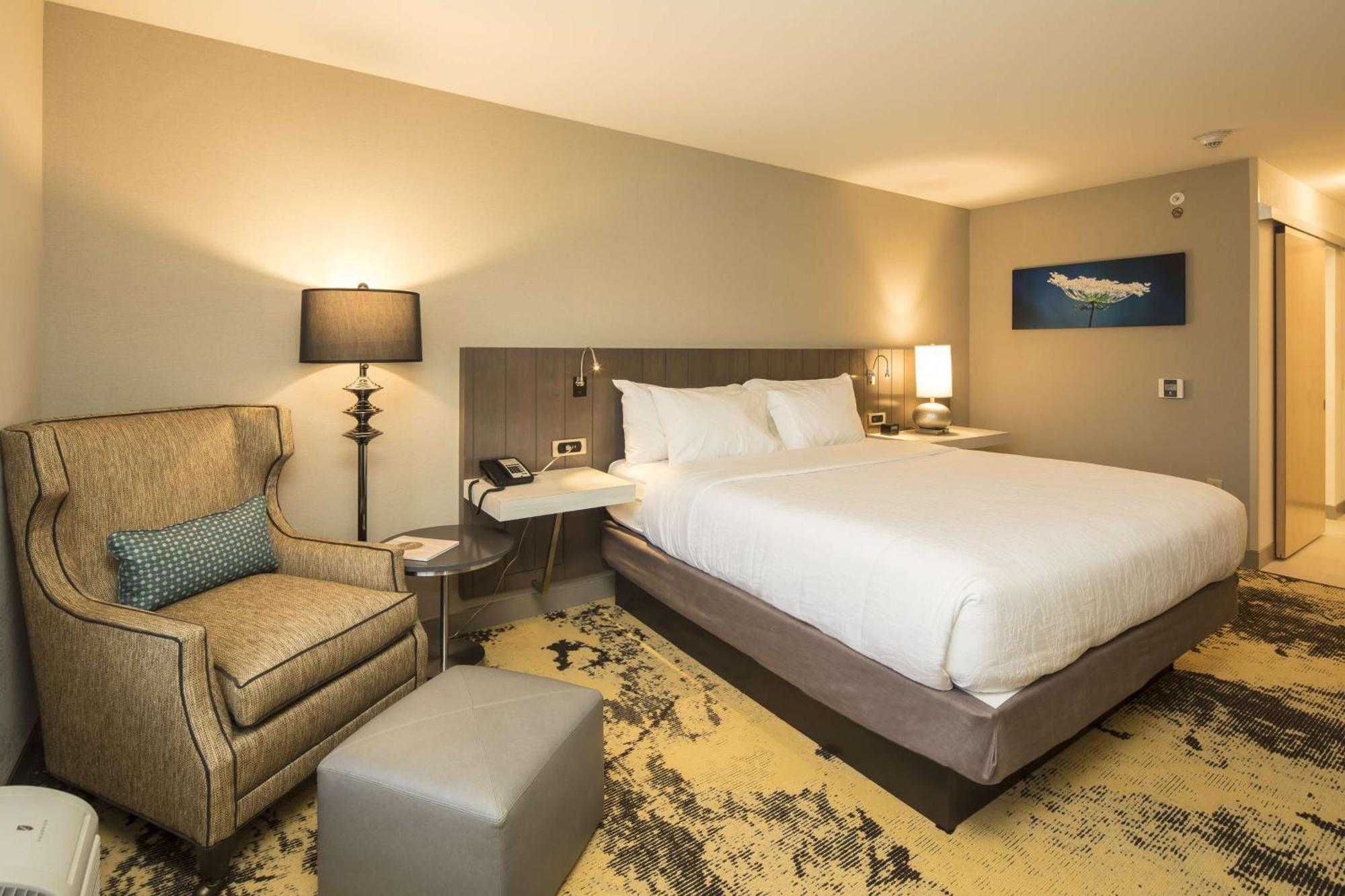 Hilton Garden Inn Pittsburgh Airport Moon Township Exterior foto