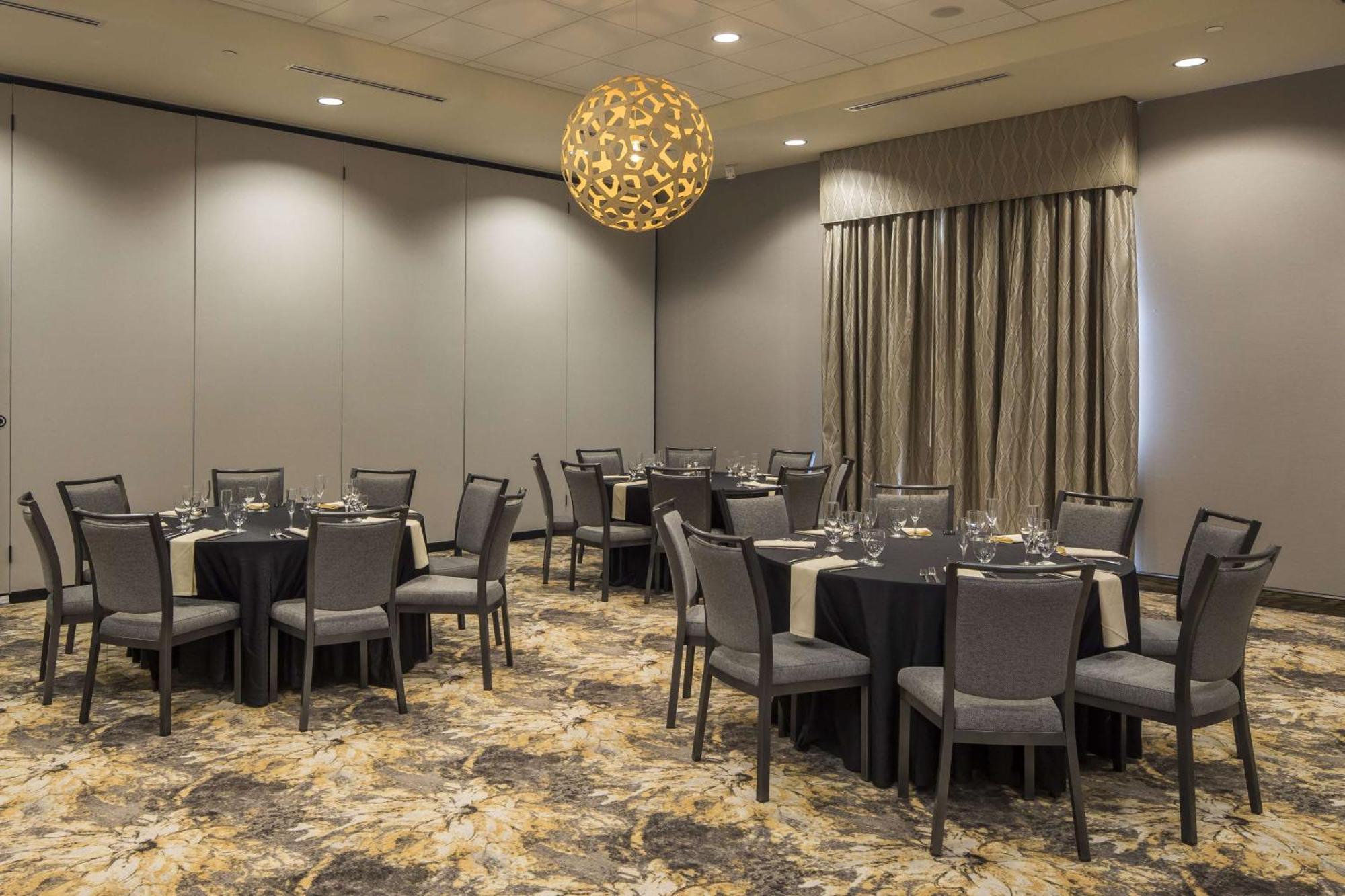 Hilton Garden Inn Pittsburgh Airport Moon Township Exterior foto